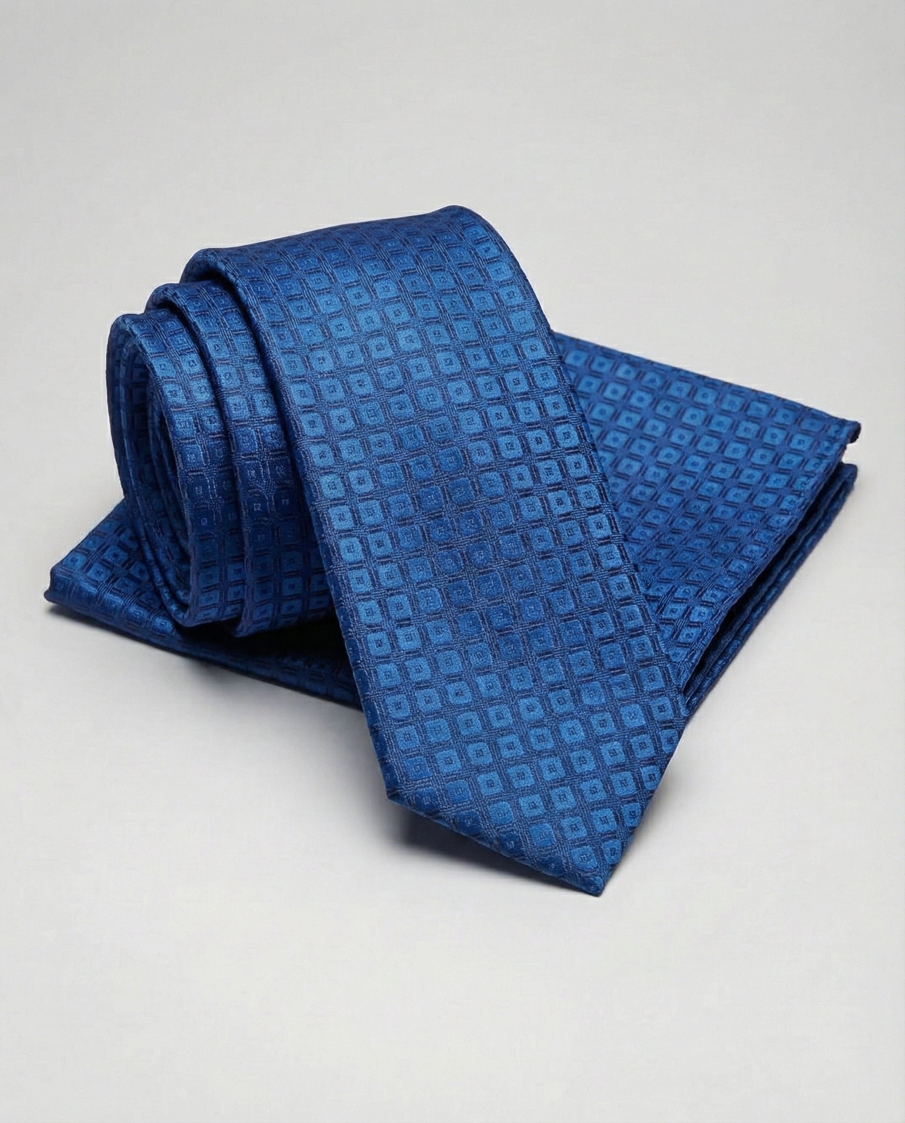 Cravatta Con Pochette Fantasia Con Disegni